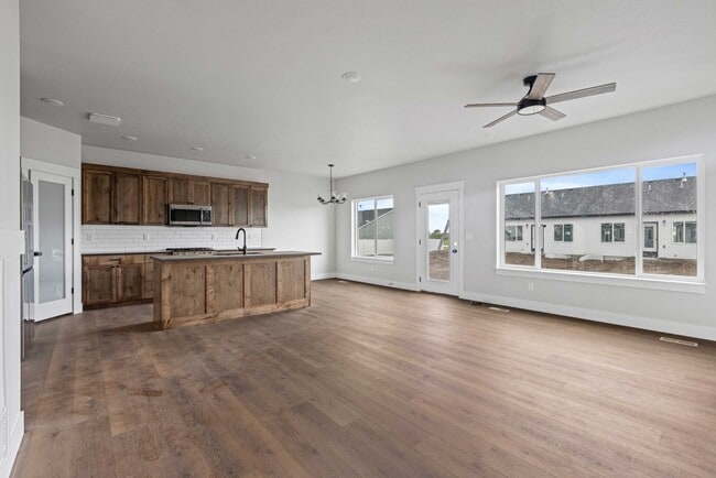 659 Idaho Ave in Sugar City, ID - Building Photo - Building Photo