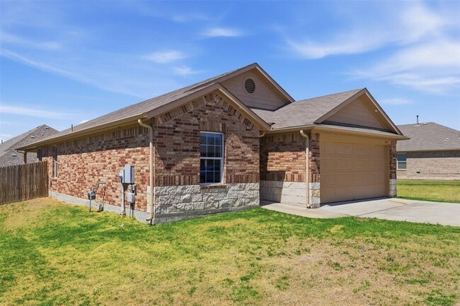 149 Dusky Thrush Dr in Kyle, TX - Building Photo - Building Photo