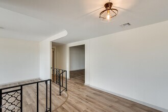 4408 W El Camino Dr in Glendale, AZ - Building Photo - Building Photo