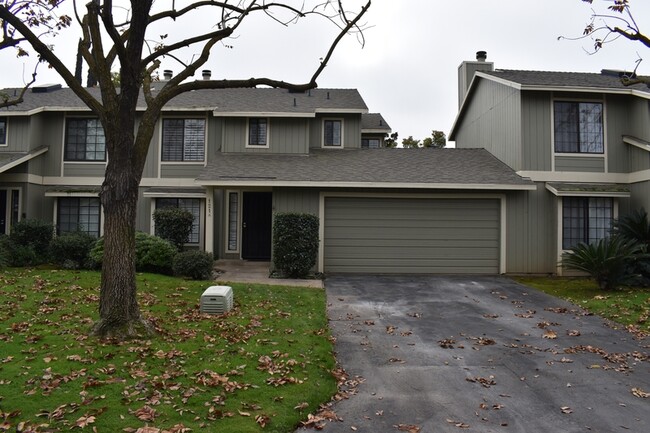 property at 4727 E Alamos Ave