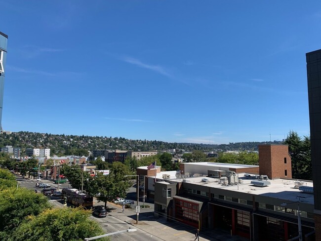 1530 NW Market St in Seattle, WA - Building Photo - Building Photo