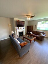 1088 Ron Brown Ln SW in Centralia, WA - Building Photo - Building Photo
