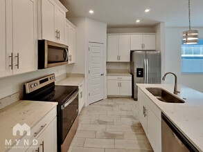 1712 E Lambright St N in Tampa, FL - Building Photo - Building Photo