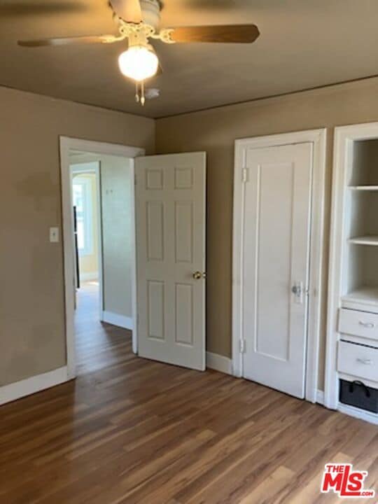 610 W 53rd St in Los Angeles, CA - Building Photo - Building Photo