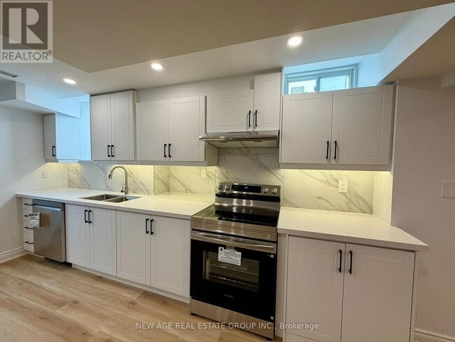 47 Mountain Heights Pl in Hamilton, ON - Building Photo - Building Photo