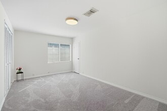 6120 Case Ave in North Hollywood, CA - Building Photo - Building Photo