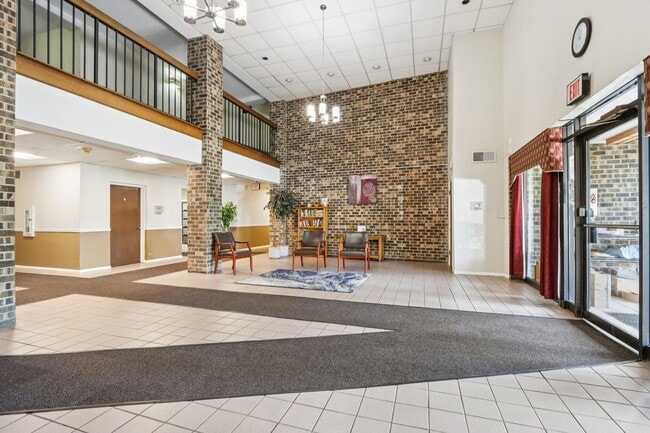 1463 Mercury Dr in Schaumburg, IL - Building Photo - Building Photo