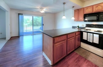 The Meadows in Brockport, NY - Building Photo - Building Photo