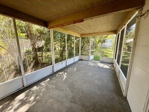 5205 9th St in Zephyrhills, FL - Building Photo - Building Photo