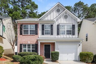 9422 Lakeview Rd, Unit 326 in Union City, GA - Building Photo