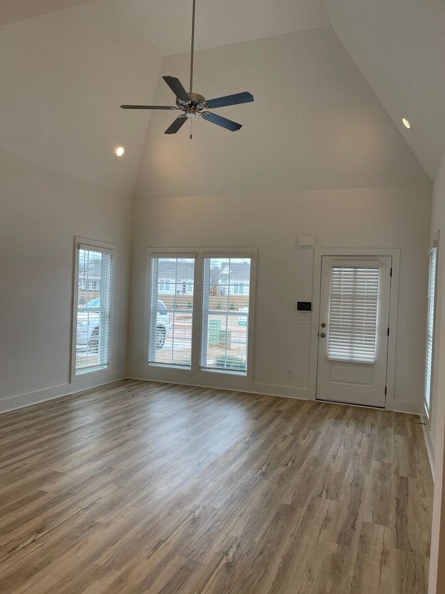 property at 1090 Burrow Cir