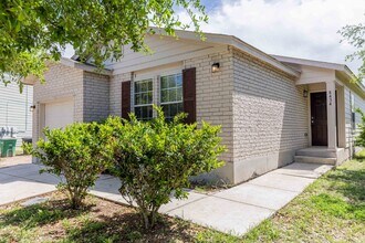 8434 Miners Point in San Antonio, TX - Building Photo - Building Photo