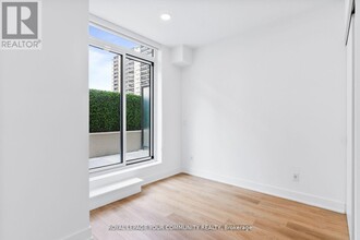 200-200 Redpath Ave in Toronto, ON - Building Photo - Building Photo