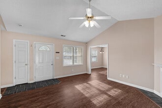 274 Parnell Rd in Hubert, NC - Building Photo - Building Photo