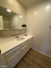 5858 S Pacific Coast Hwy in Redondo Beach, CA - Building Photo - Building Photo