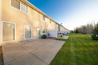 1955 Sawyer St in Lincoln, NE - Building Photo - Building Photo