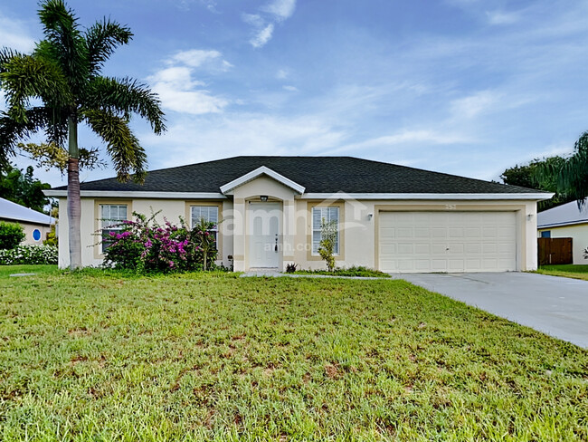 property at 757 SW McCoy Ave