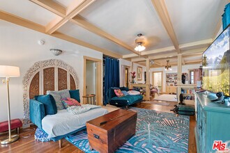 24 Westminster Ave in Los Angeles, CA - Building Photo - Building Photo