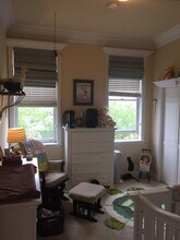 924 W Cornelia Ave, Unit 4S in Chicago, IL - Building Photo - Building Photo