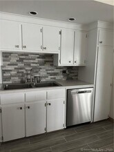 82 Cove St in New Haven, CT - Building Photo - Building Photo