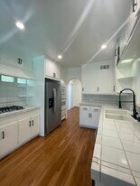 11688 Bellagio Rd in Los Angeles, CA - Building Photo