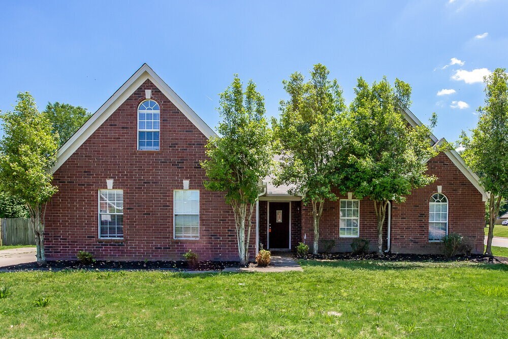 7558 Coleman Cove in Walls, MS - Building Photo