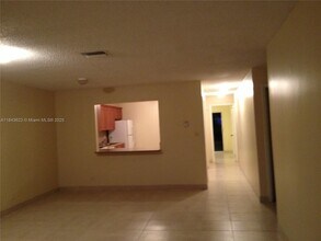 4065 SW 51st St in Fort Lauderdale, FL - Building Photo - Building Photo