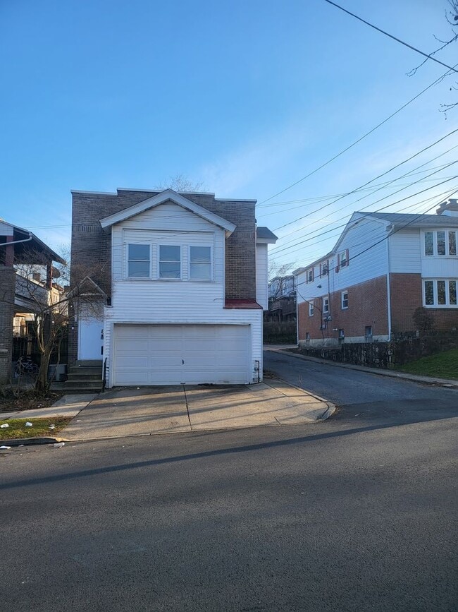 property at 2212 Liberty St