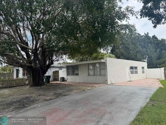 property at 627 Lancaster St