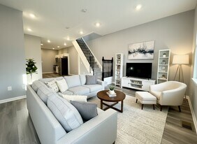 7019 Saybrook Ave in Philadelphia, PA - Building Photo