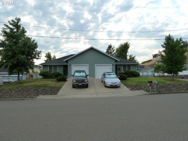 property at 3696-3698 Joe Ave