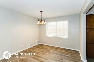 1813 El Paso St in Lewisville, TX - Building Photo - Building Photo