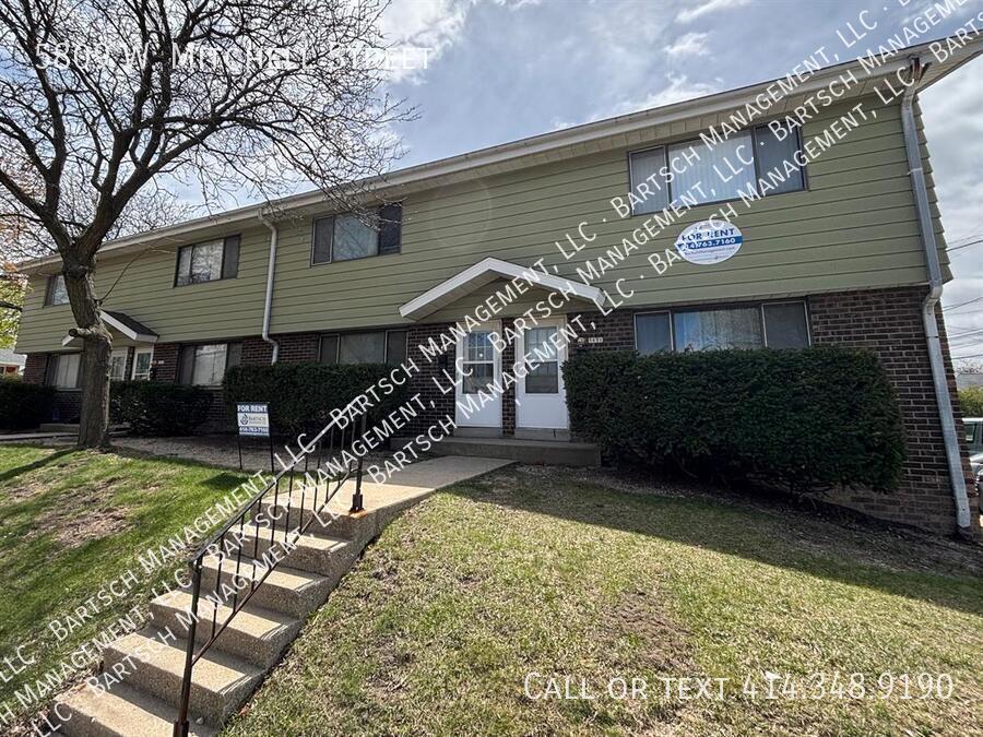 5809 W Mitchell St in West Allis, WI - Foto de edificio
