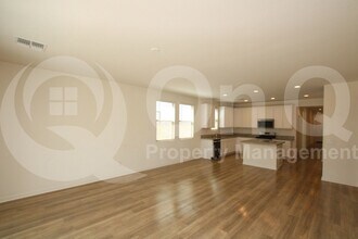 35136 N Magnette Way in Queen Creek, AZ - Building Photo - Building Photo