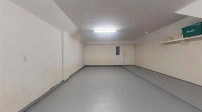 2710 Hullsmith Dr in Houston, TX - Building Photo - Building Photo