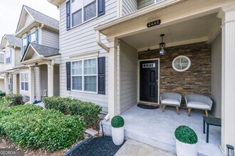 2449 Suwanee Pointe Dr in Lawrenceville, GA - Building Photo - Building Photo