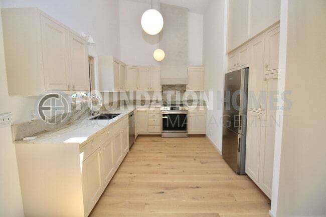 417 Marin Ave in Mill Valley, CA - Building Photo - Building Photo