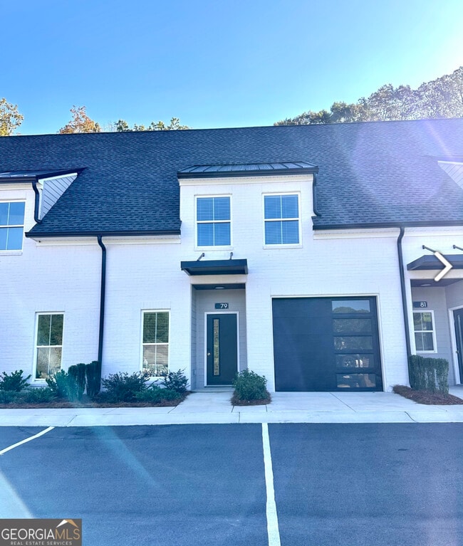 property at 79 Chateau Dr SE