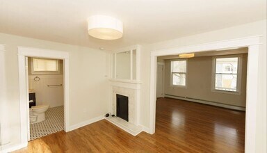 121 Main St in Cohoes, NY - Building Photo - Building Photo