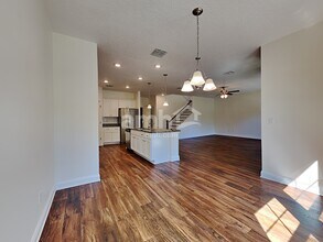 730 Celebration Lane in Middleburg, FL - Foto de edificio - Building Photo