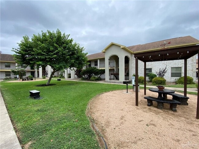 property at 2501 Hibiscus Ave