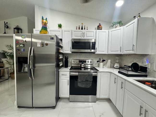 949 Cinnamon Ct in Altamonte Springs, FL - Building Photo - Building Photo