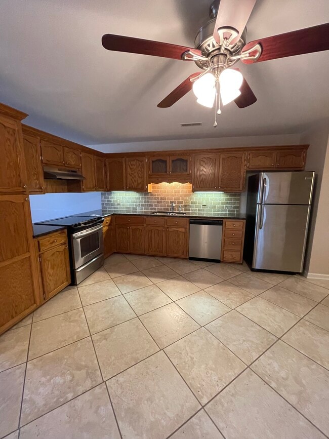 5133 County Road 73, Unit 5133