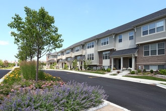 Deer Park Crossings in Deer Park, IL - Building Photo - Building Photo
