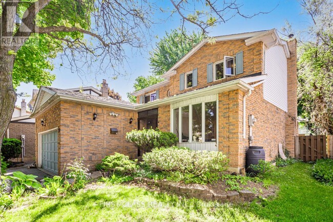 property at 74 Innisbrook Crescent