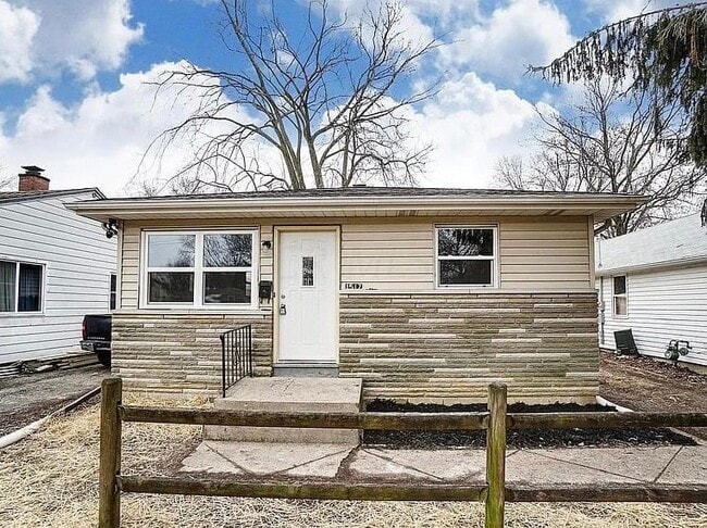 property at 1517 Elmore Ave