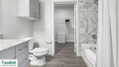 1148 Silber Rd, Unit 2224 in Houston, TX - Building Photo - Building Photo