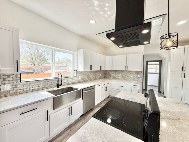 property at 1839-1839 E 4th St