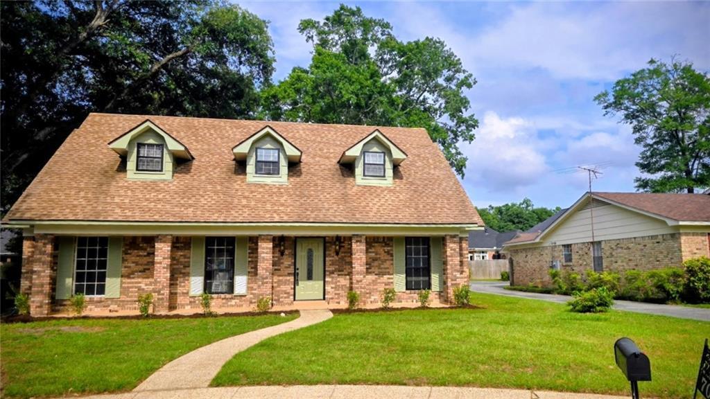 709 Oak Field Dr in Mobile, AL - Building Photo