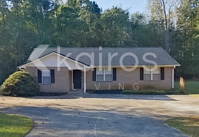 property at 370 Big Oak Cir